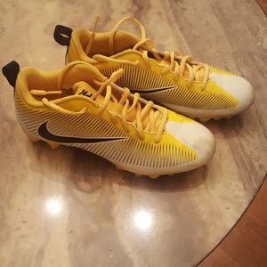 Men's Nike Vapor Strike 5 TD football cleats sz 8